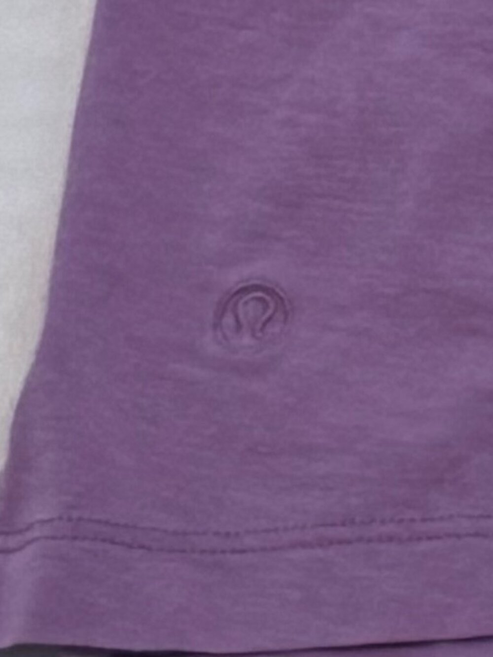 Lululemon Box It Out Crop Tank Size 6?